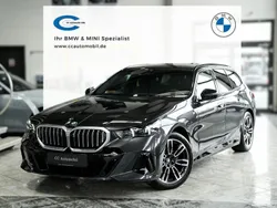 Sophistograu brillant. Gebraucht 2024 BMW 520 M Sport Kombi | 55.999 € (Superpreis)