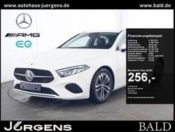 Weiss polarweiss Gebraucht 2024 Mercedes A200 Progressive Limousine | 29.770 € (Fairer Preis)