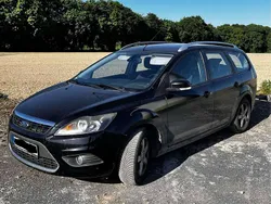 Schwarz Gebraucht 2009 Ford Focus Titanium Kombi | 1.700 € (Fairer Preis)