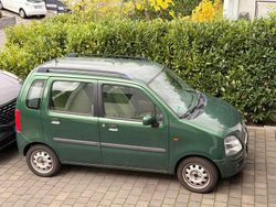 Grün Gebraucht 2001 Opel Agila Elegance Kleinwagen | 1.600 € (Fairer Preis)