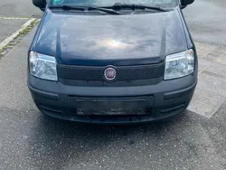 Blau Gebraucht 2010 Fiat Panda Kleinwagen | 777 €