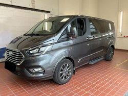 Grau Gebraucht 2021 Ford Tourneo Custom Titanium X Van | 36.980 € (Fairer Preis)