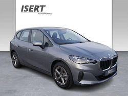Grau Gebraucht 2024 BMW 218 Performance Van / Kleinbus | 29.880 € (Guter Preis)