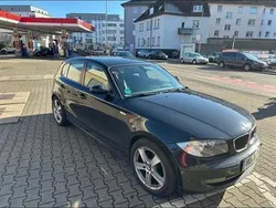 Schwarz Gebraucht 2009 BMW 118 Kleinwagen | 2.900 € (Fairer Preis)