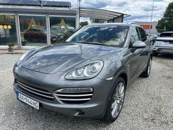 Grau Gebraucht 2014 Porsche Cayenne Platinum Edition SUV | 28.999 € (Etwas zu teuer)