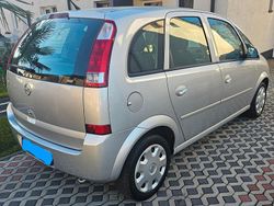 Silber Gebraucht 2005 Opel Meriva Van / Kleinbus | 2.200 € (Fairer Preis)