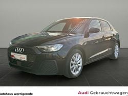 Mythosschwarz metallic Gebraucht 2021 Audi A1 Sportback Design Kleinwagen | 17.440 € (Guter Preis)