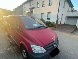 Rot Gebraucht 2011 Mercedes Vito Van / Kleinbus | 3.800 € (Superpreis)