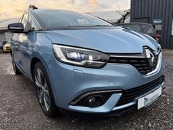 Blau Gebraucht 2017 Renault Scénic IV Van / Kleinbus | 11.990 € (Fairer Preis)