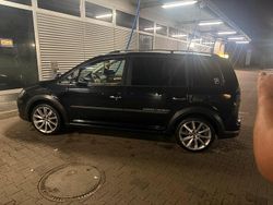 Schwarz Gebraucht 2008 VW Touran Van / Kleinbus | 5.000 € (Fairer Preis)