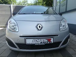 Silber Gebraucht 2009 Renault Twingo Authentique Kleinwagen | 3.299 € (Etwas zu teuer)