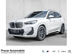 Weiß Neu 2025 BMW iX1 M Sport SUV | 55.990 € (Fairer Preis)