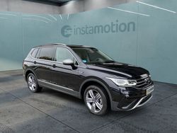 Schwarz Gebraucht 2024 VW Tiguan Allspace Elegance SUV | 50.570 €