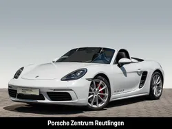 Weiß Gebraucht 2017 Porsche 718 Boxster Cabrio | 61.900 € (Guter Preis)