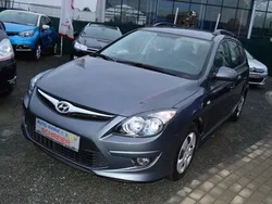 Grau Gebraucht 2010 Hyundai i30 Classic Kombi | 6.987 € (Teuer)