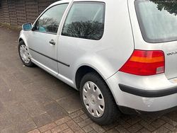Silber Gebraucht 2000 VW Golf Limousine | 1.250 € (Fairer Preis)