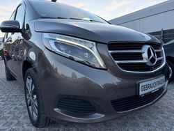 Grau Gebraucht 2016 Mercedes V250 Avantgarde Edition Van / Kleinbus | 30.890 € (Fairer Preis)