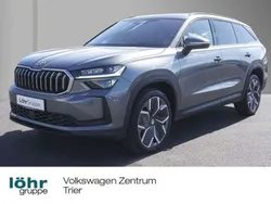 Graphitegrau metallic Gebraucht 2024 Skoda Kodiaq Selection SUV | 48.980 € (Fairer Preis)