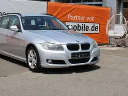 Silber Gebraucht 2012 BMW 318 Comfort Edition Kombi | 5.450 € (Guter Preis)