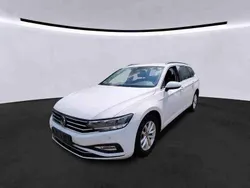 Glacier white metallic Gebraucht 2022 VW Passat Business Kombi | 20.964 € (Guter Preis)