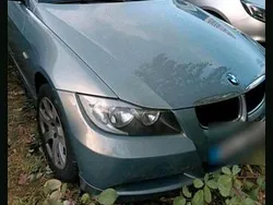 Silber Gebraucht 2006 BMW 318 Limousine | 3.000 € (Etwas zu teuer)
