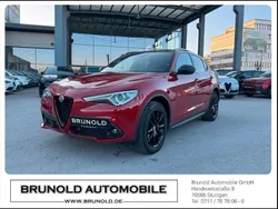 Rot Gebraucht 2019 Alfa Romeo Stelvio Tech Edition SUV | 31.900 € (Teuer)