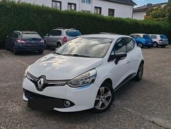 Weiß Gebraucht 2014 Renault Clio IV Dynamique Limousine | 4.500 € (Guter Preis)
