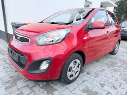 Rot Gebraucht 2013 Kia Picanto Edition 7 Kleinwagen | 3.800 € (Etwas zu teuer)