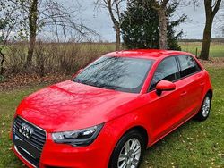 Rot Gebraucht 2013 Audi A1 Sportback Kleinwagen | 9.000 € (Guter Preis)