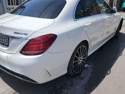 Weiß Gebraucht 2013 Mercedes C220 AMG line Limousine | 15.000 €