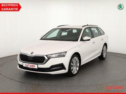Weiß Gebraucht 2021 Skoda Octavia Ambition Kombi | 22.490 € (Fairer Preis)