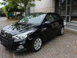 Schwarz Gebraucht 2020 Hyundai i20 YES! Limousine | 11.750 € (Fairer Preis)