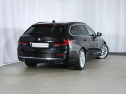 Schwarz Gebraucht 2021 BMW 530 Luxury Line Kombi | 31.858 € (Guter Preis)