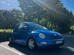Blau Gebraucht 1999 VW Beetle Kleinwagen | 2.300 €