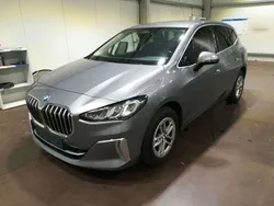 Skyscraper grau metallic Gebraucht 2023 BMW 218 Luxury Line Van / Kleinbus | 25.900 € (Fairer Preis)