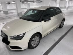 Weiß Gebraucht 2011 Audi A1 Kleinwagen | 6.000 € (Superpreis)
