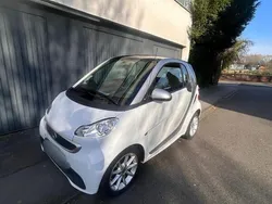 Weiß Gebraucht 2014 Smart ForTwo Coupé Coupé | 6.599 € (Etwas zu teuer)