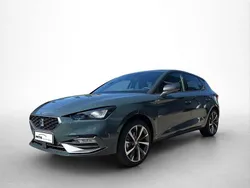 Blau Neu 2025 Seat Leon Business SUV | 34.650 € (Etwas zu teuer)