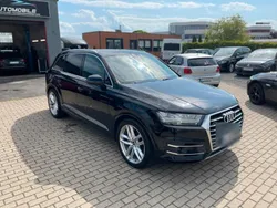 Schwarz Gebraucht 2016 Audi Q7 SUV | 34.450 € (Teuer)