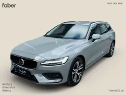 Vapour grau Gebraucht 2023 Volvo V60 Core Kombi | 38.900 € (Etwas zu teuer)