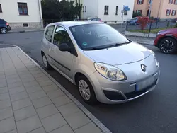Silber Gebraucht 2008 Renault Twingo Authentique Kleinwagen | 2.900 € (Fairer Preis)