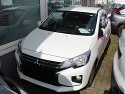 Weiß Gebraucht 2023 Mitsubishi Space Star Select+ Kleinwagen | 15.880 € (Teuer)