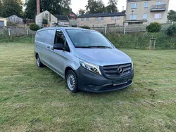 Silber Gebraucht 2022 Mercedes Vito Van / Kleinbus | 23.205 € (Superpreis)