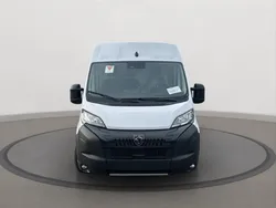 Weiß Neu 2025 Peugeot Boxer Van | 30.390 € (Guter Preis)
