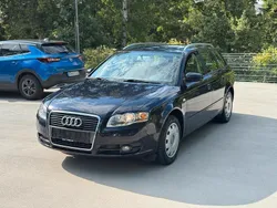 Blau Gebraucht 2006 Audi A4 Limousine | 2.300 € (Guter Preis)