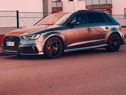 Grau Gebraucht 2019 Audi S3 Ambiente Limousine | 31.500 € (Guter Preis)