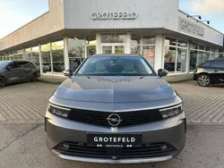Vulkan grau Gebraucht 2024 Opel Astra Elegance Kombi | 26.491 € (Fairer Preis)