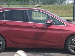 Rot Gebraucht 2017 BMW 225 Active Tourer Efficient Dynamics Van / Kleinbus | 15.500 €