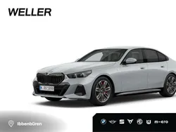 Grau Gebraucht 2024 BMW 520 M Sport Limousine | 55.450 € (Superpreis)
