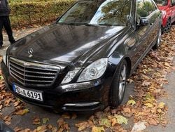 Schwarz Gebraucht 2011 Mercedes E250 Avantgarde Limousine | 8.900 € (Guter Preis)